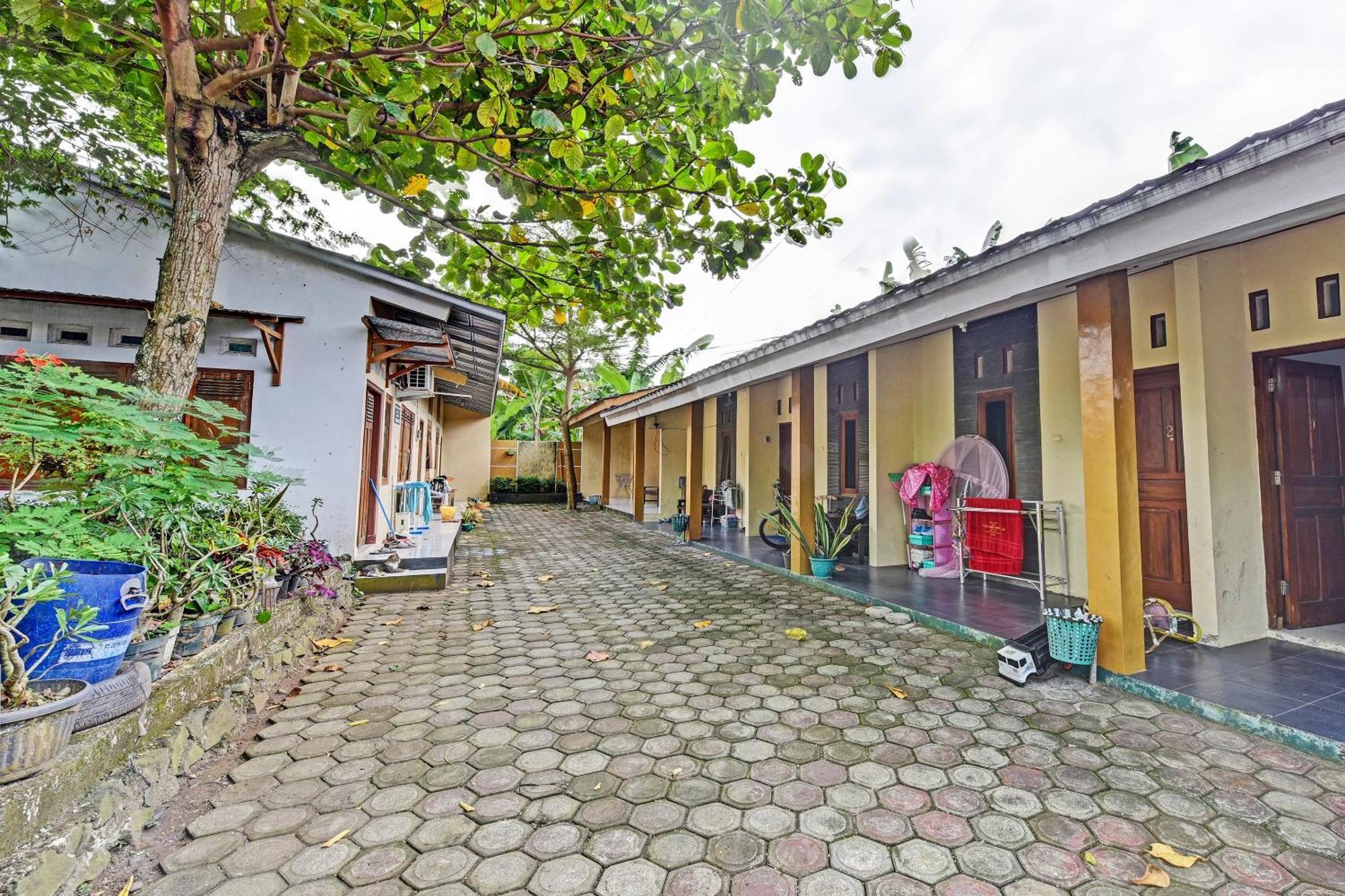Spot On 91372 Wisma Bulin Purwokerto Dış mekan fotoğraf