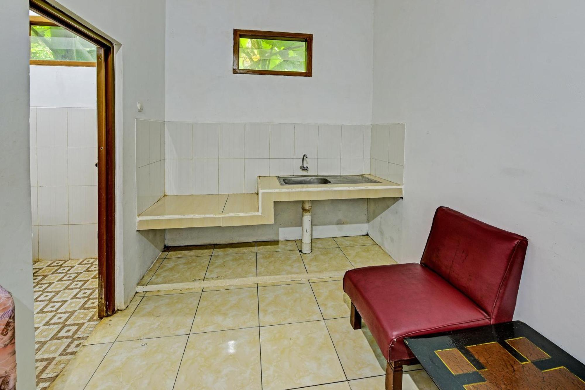 Spot On 91372 Wisma Bulin Purwokerto Dış mekan fotoğraf