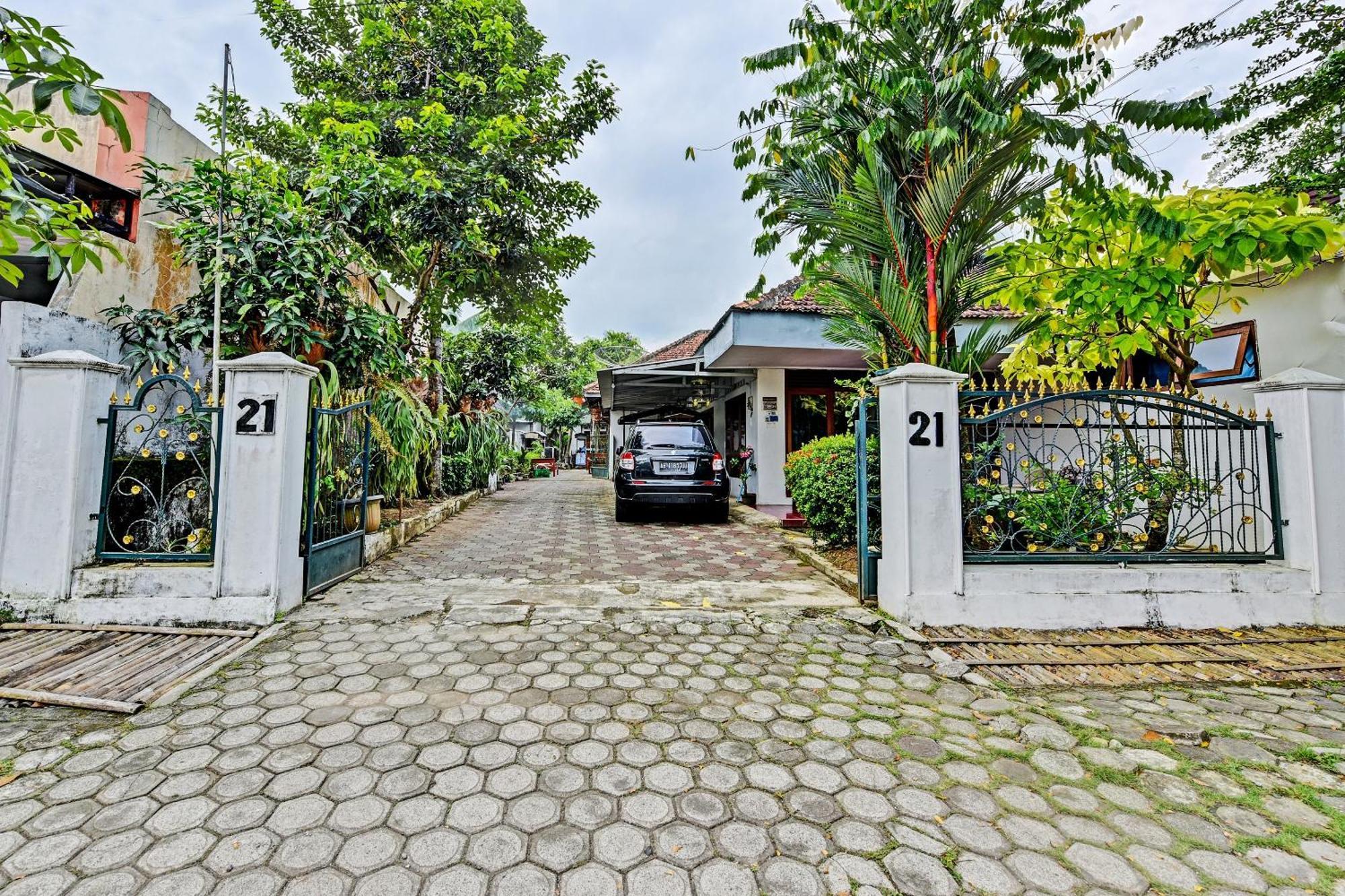 Spot On 91372 Wisma Bulin Purwokerto Dış mekan fotoğraf