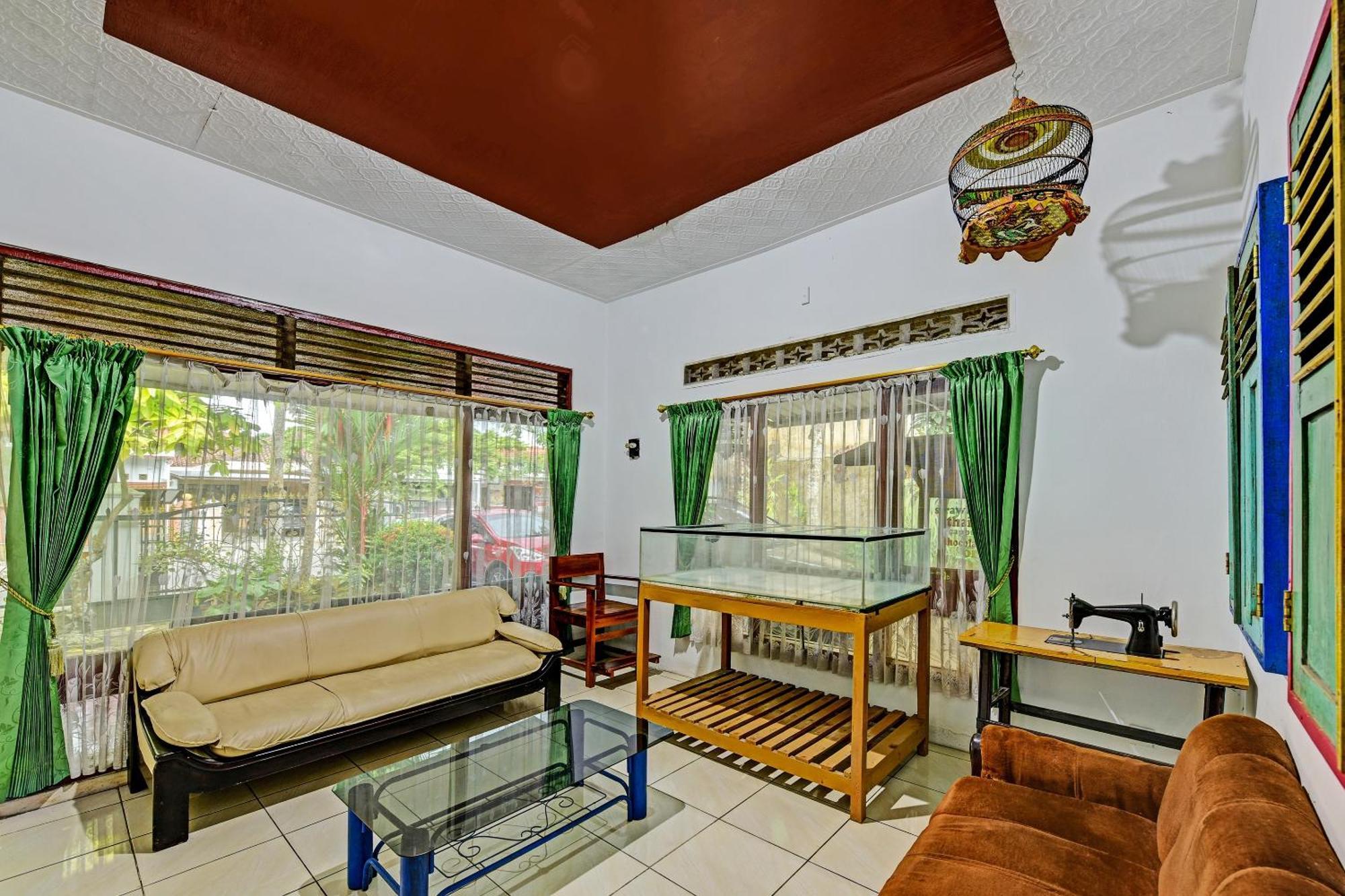 Spot On 91372 Wisma Bulin Purwokerto Dış mekan fotoğraf